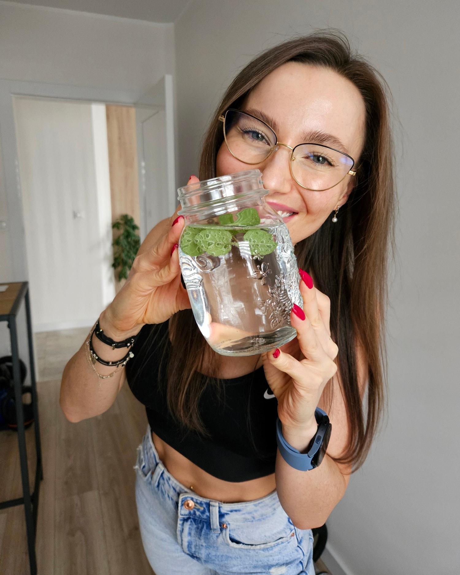 Quanta acqua hai bisogno di bere durante il giorno?